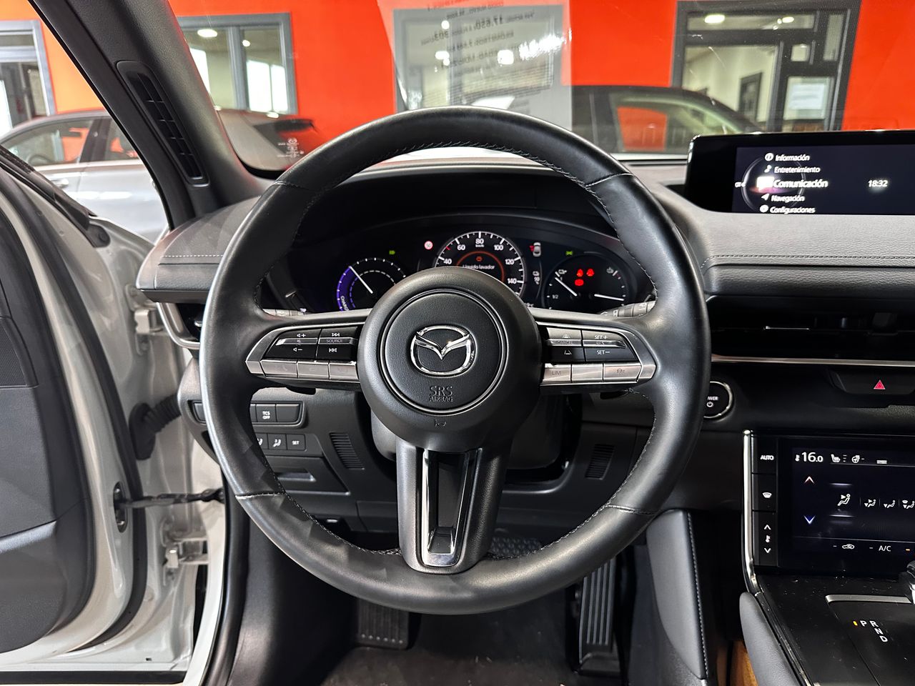 Foto Mazda MX-30 12