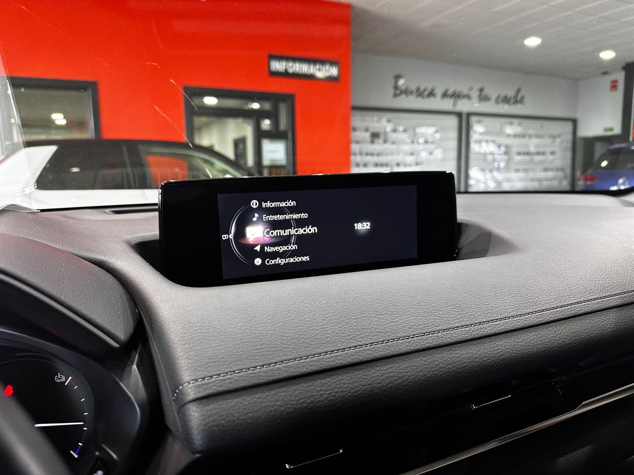 Foto Mazda MX-30 16