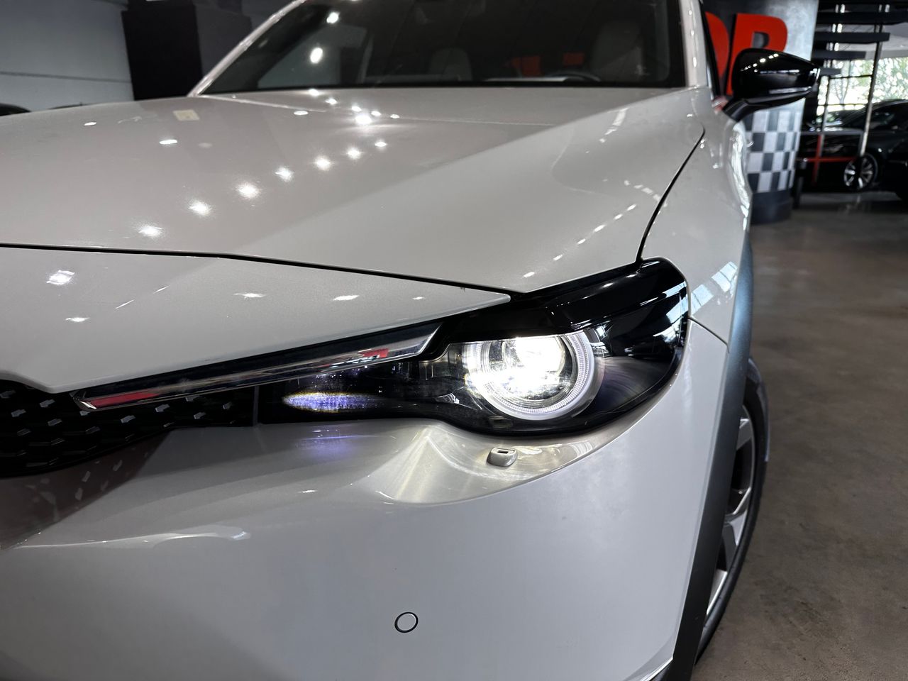 Foto Mazda MX-30 21