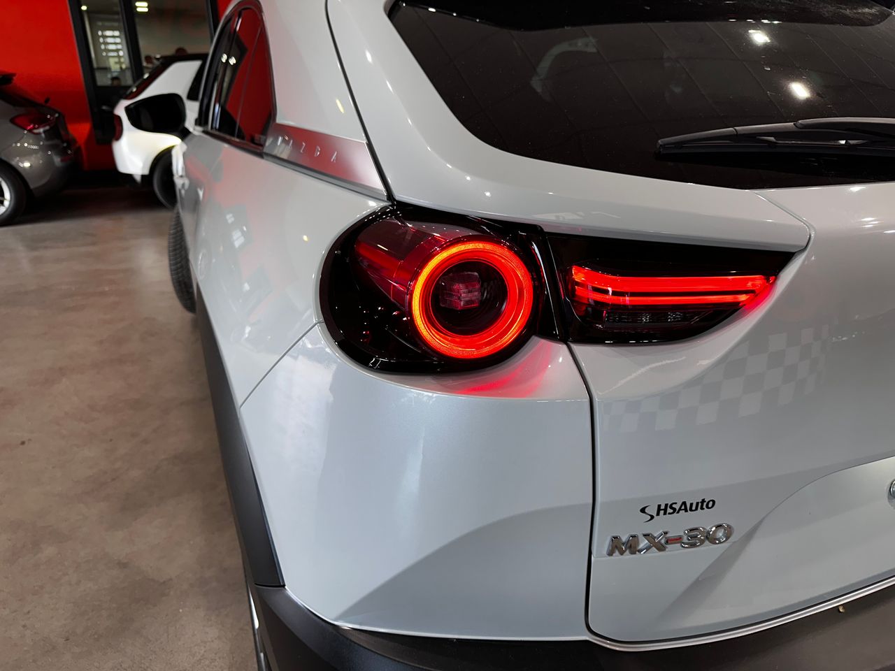 Foto Mazda MX-30 22