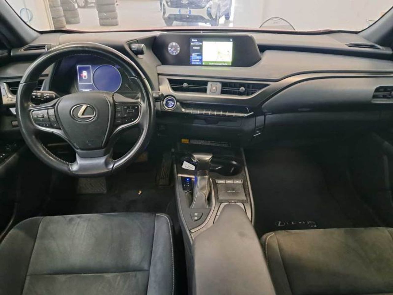 Foto Lexus UX 4