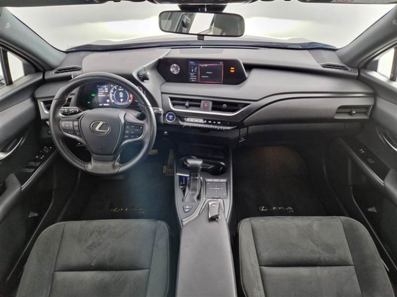 Foto Lexus UX 4