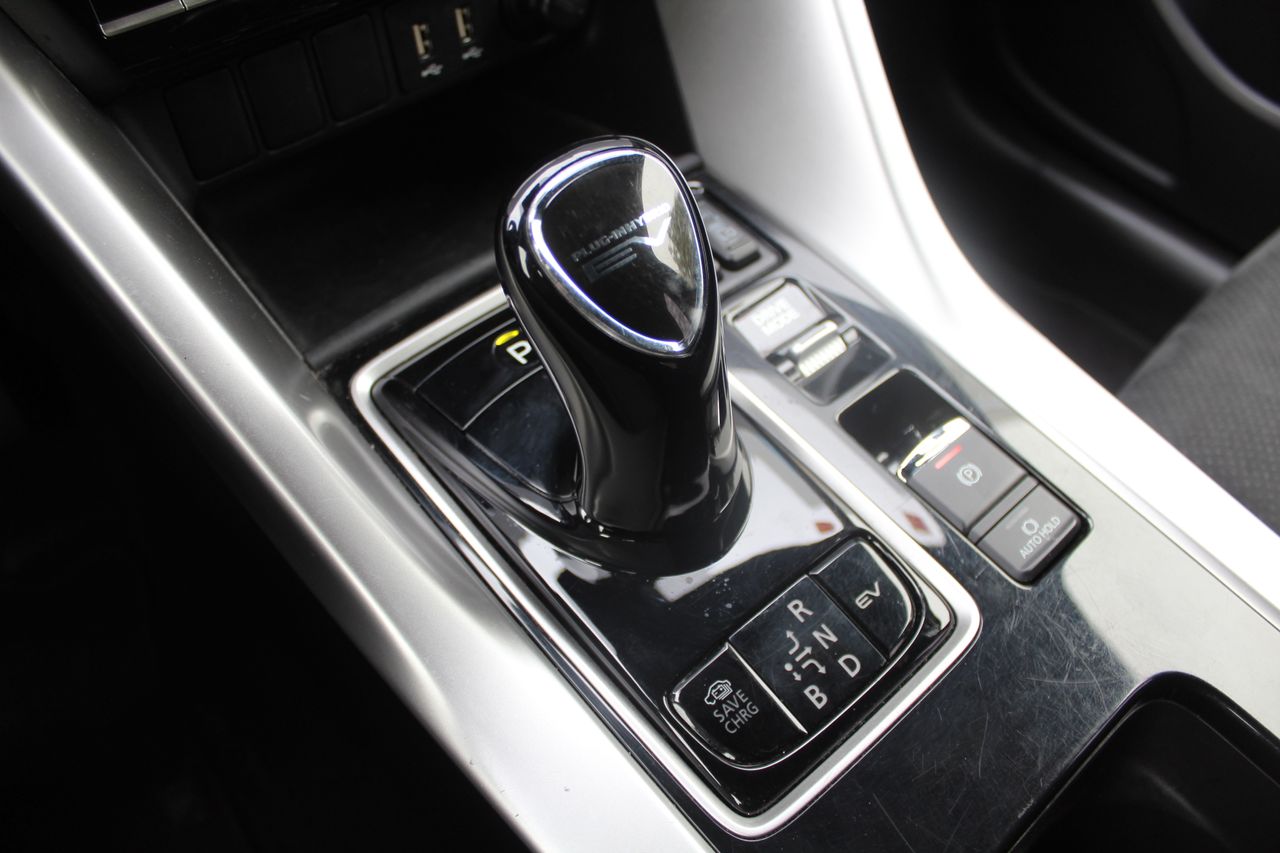 Foto Mitsubishi Eclipse Cross 22