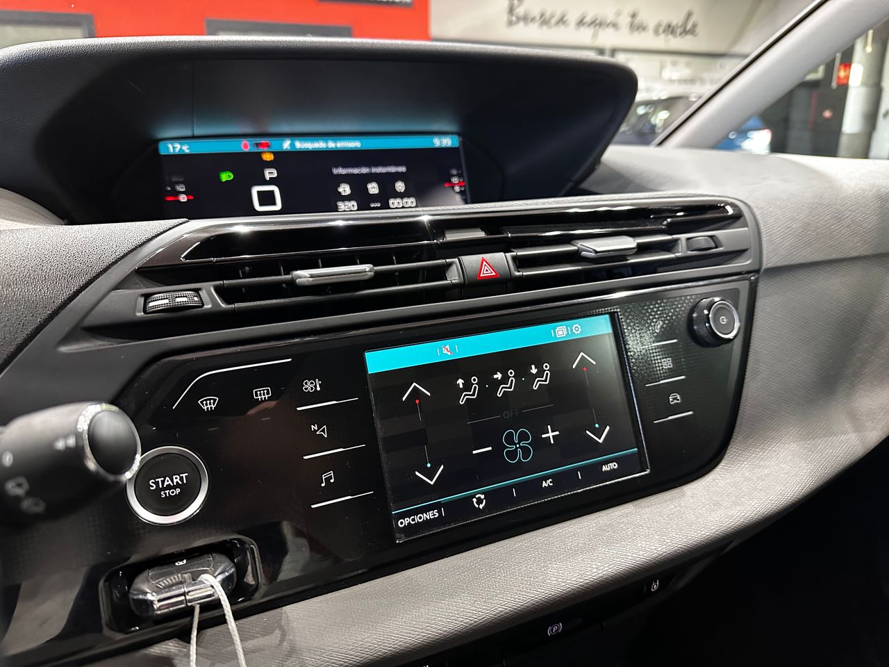 Foto Citroën Grand C4 SpaceTourer 15