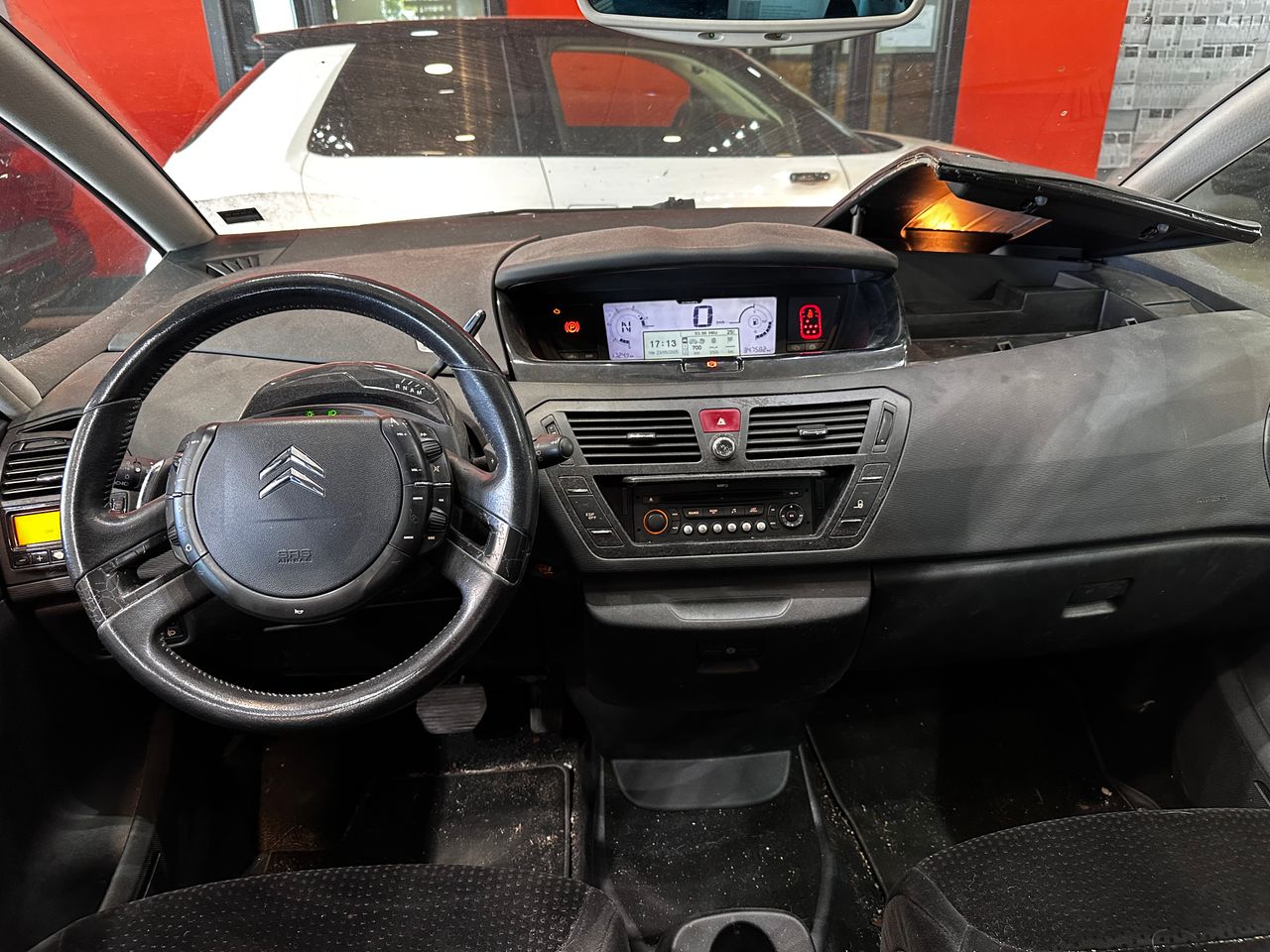 Foto Citroën Grand C4 Picasso 13