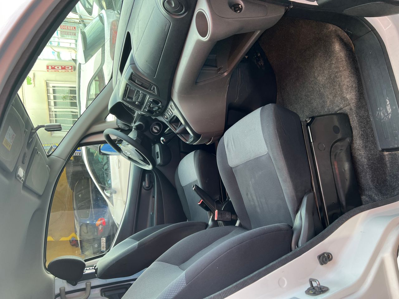Foto Nissan e-NV200 10