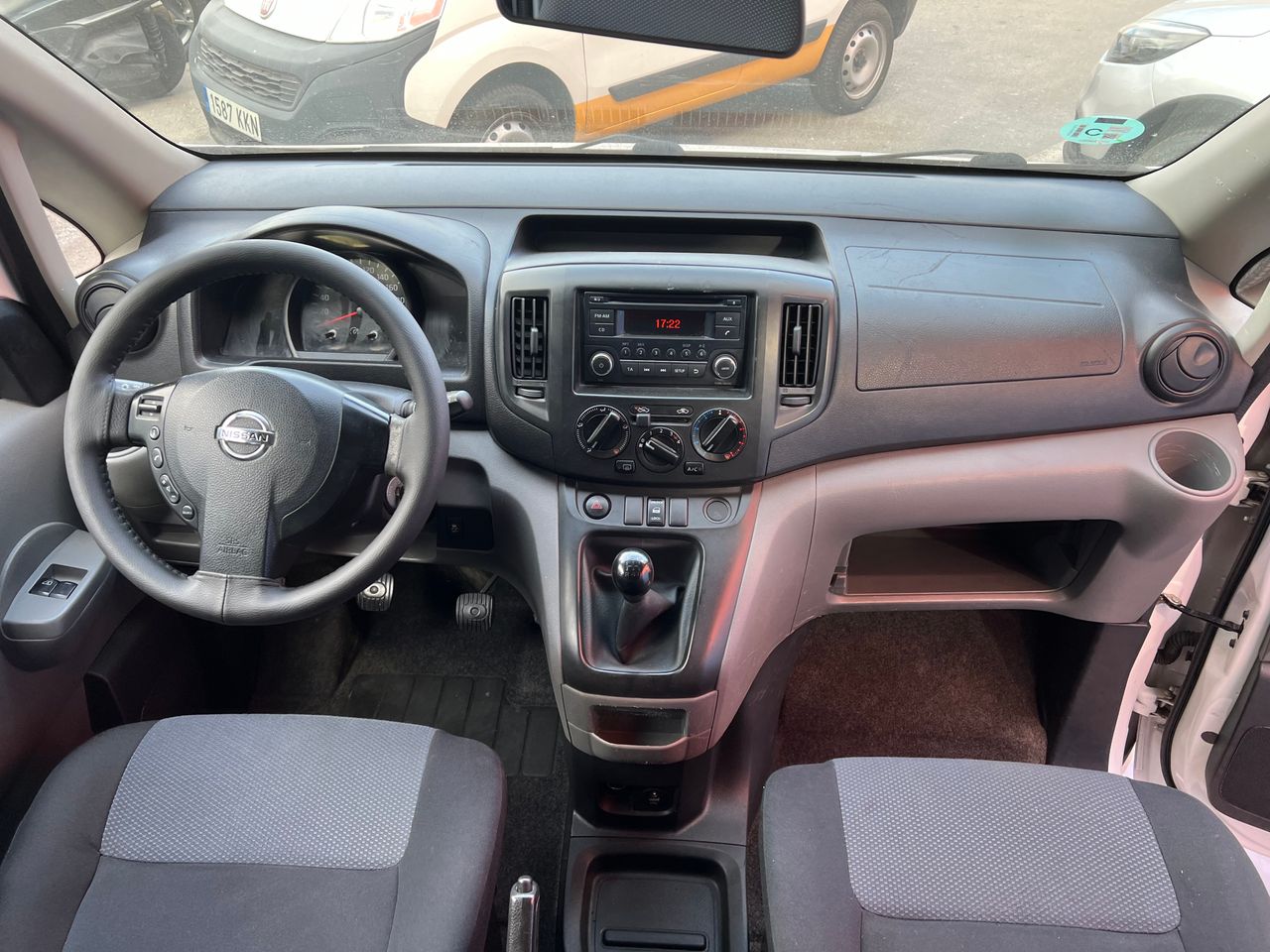 Foto Nissan e-NV200 12