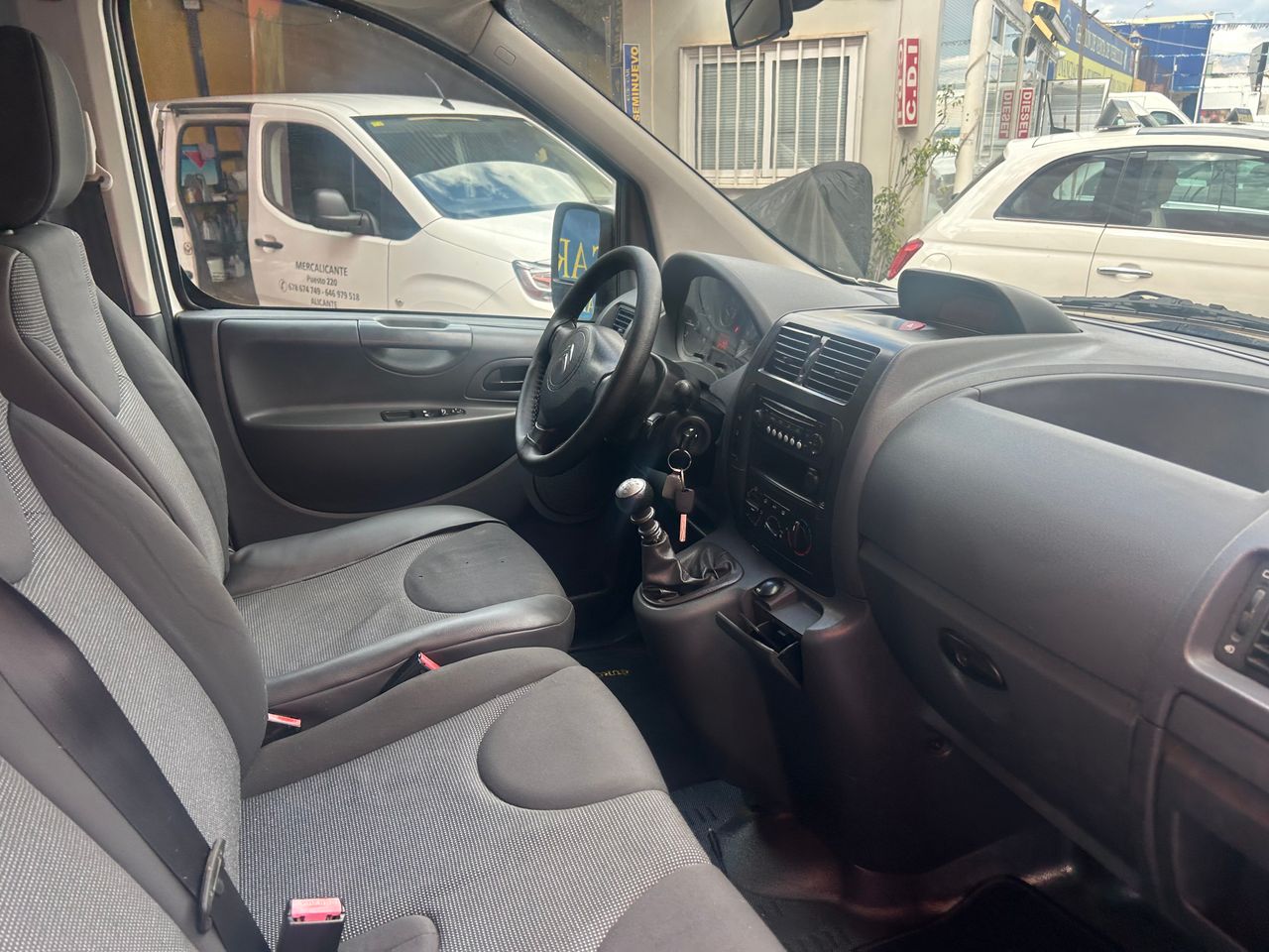Foto Citroën Jumpy 18