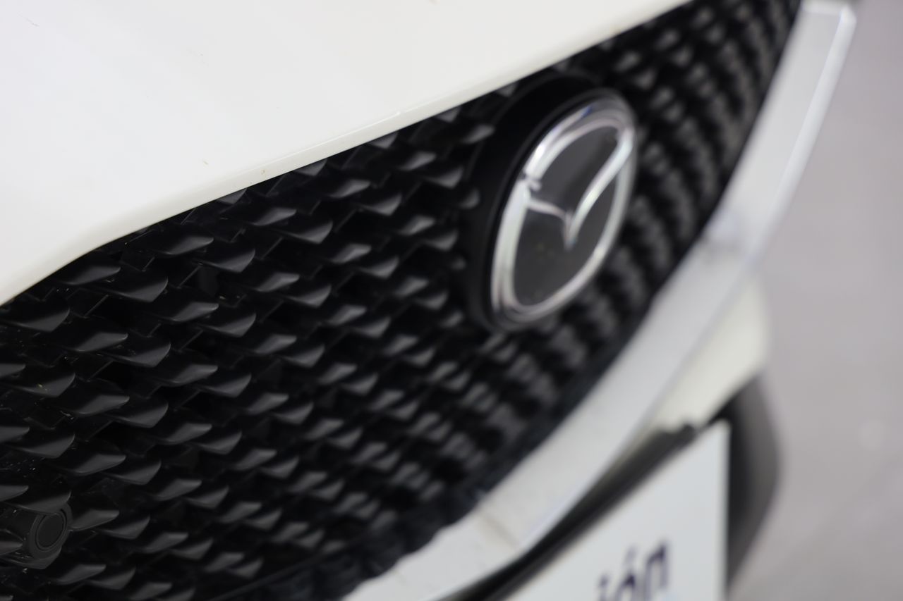 Foto Mazda CX-30 29