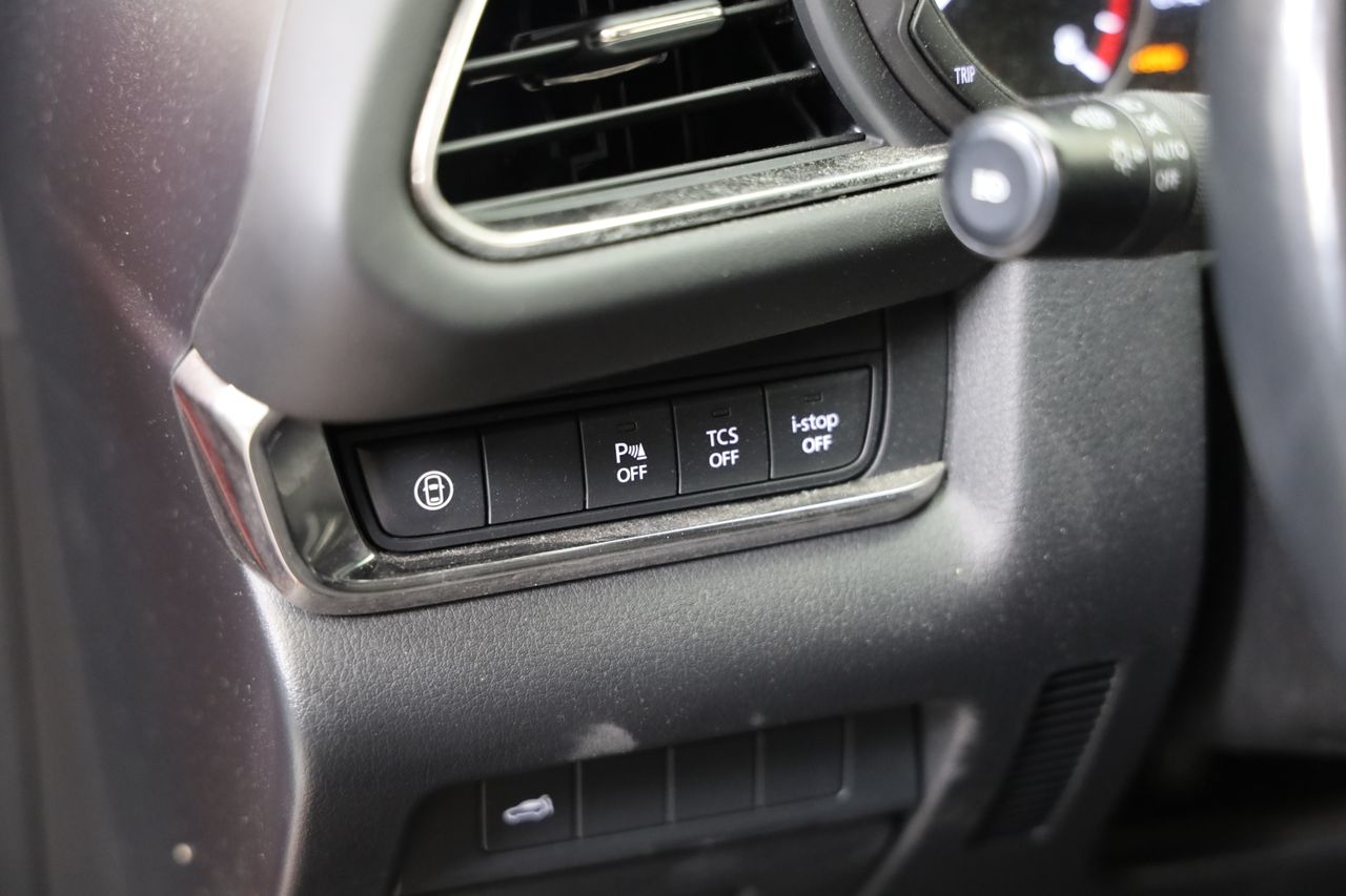 Foto Mazda CX-30 22
