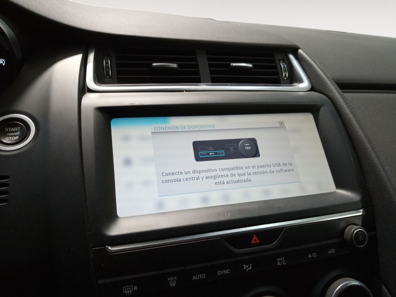 Foto Jaguar E-Pace 12