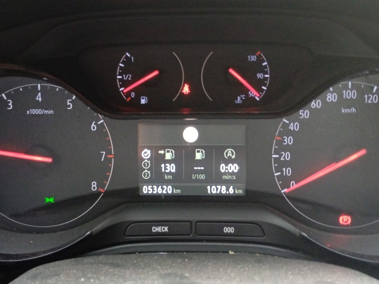 Foto Opel Grandland X 9
