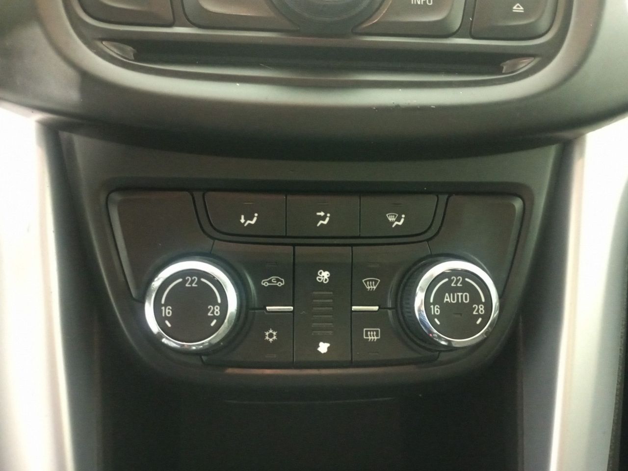 Foto Opel Zafira 16