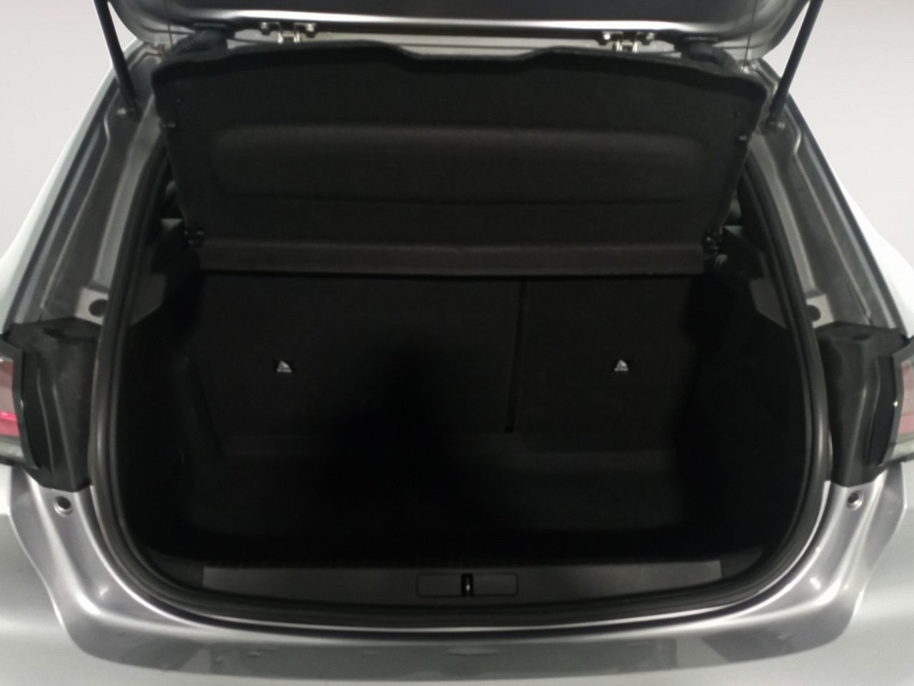 Foto Peugeot 208 11