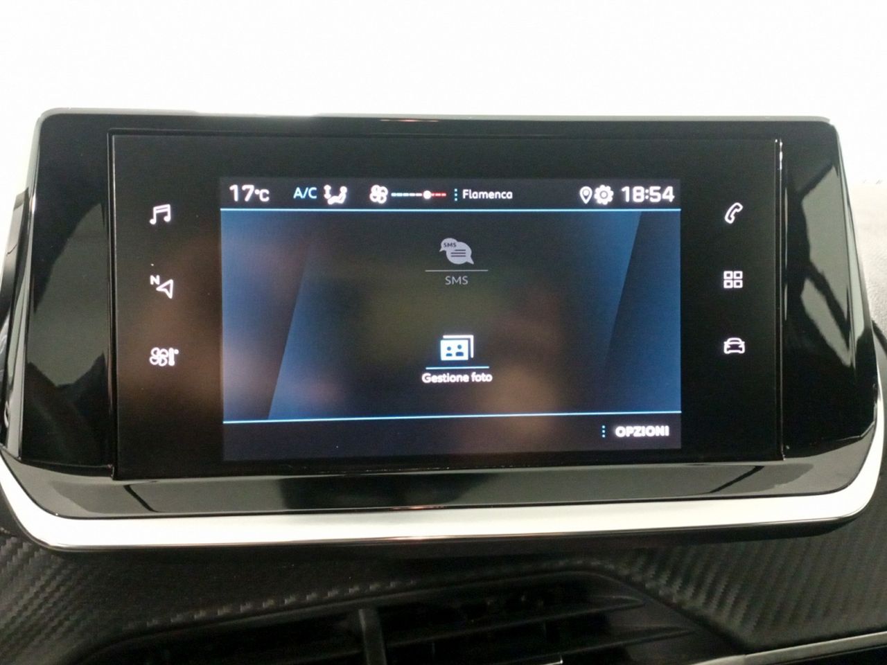 Foto Peugeot 208 16