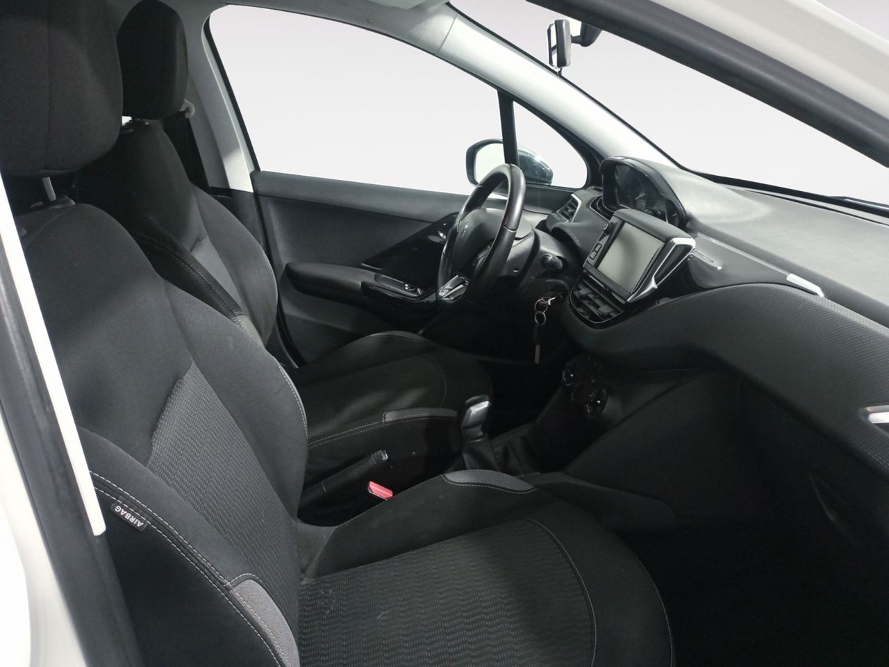 Foto Peugeot 208 10
