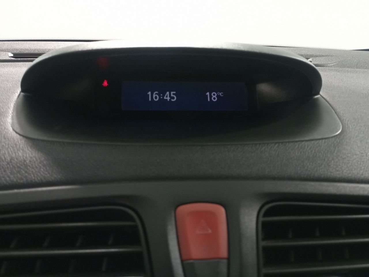 Foto Renault Fluence 14