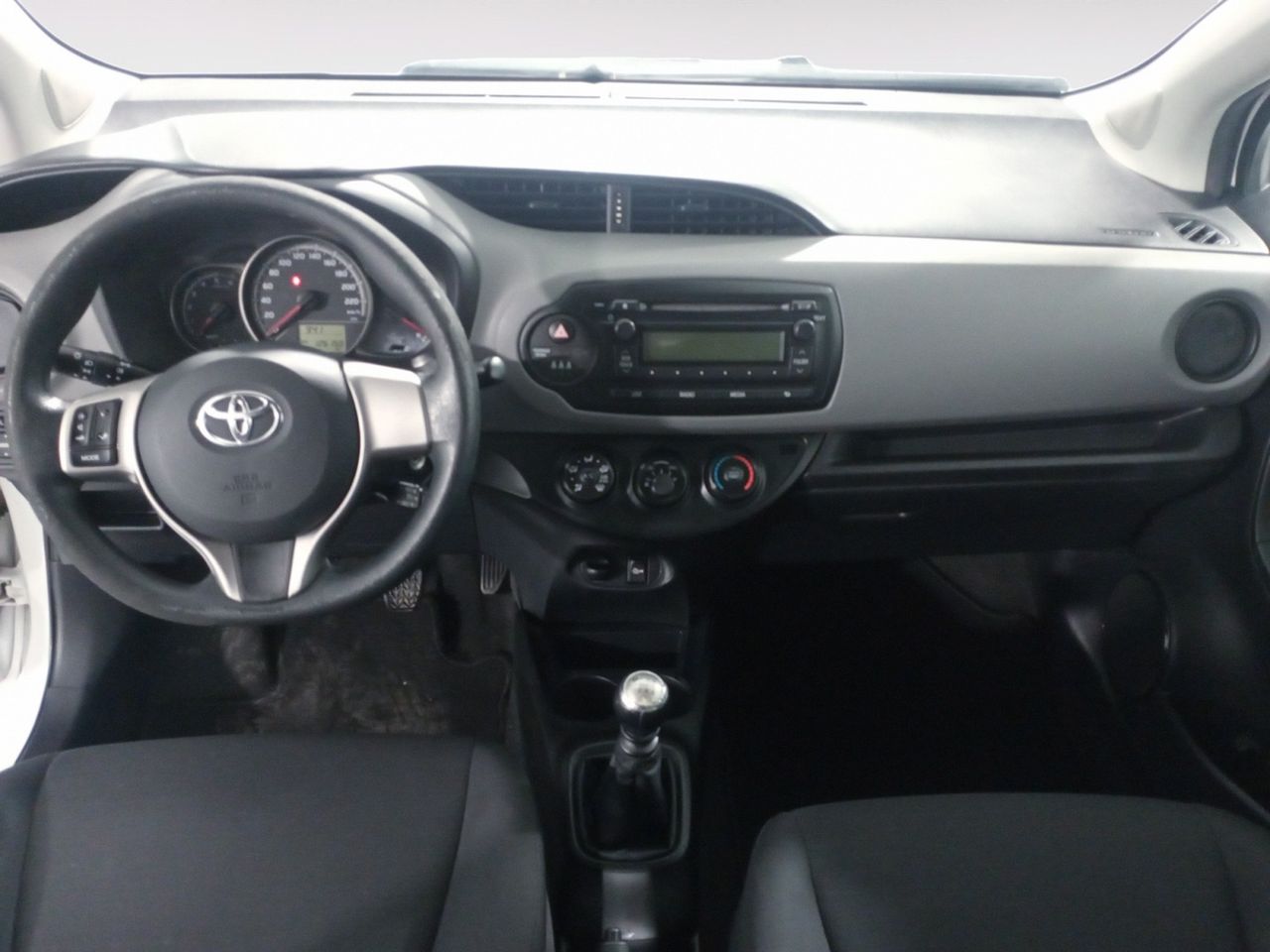 Foto Toyota Yaris 6
