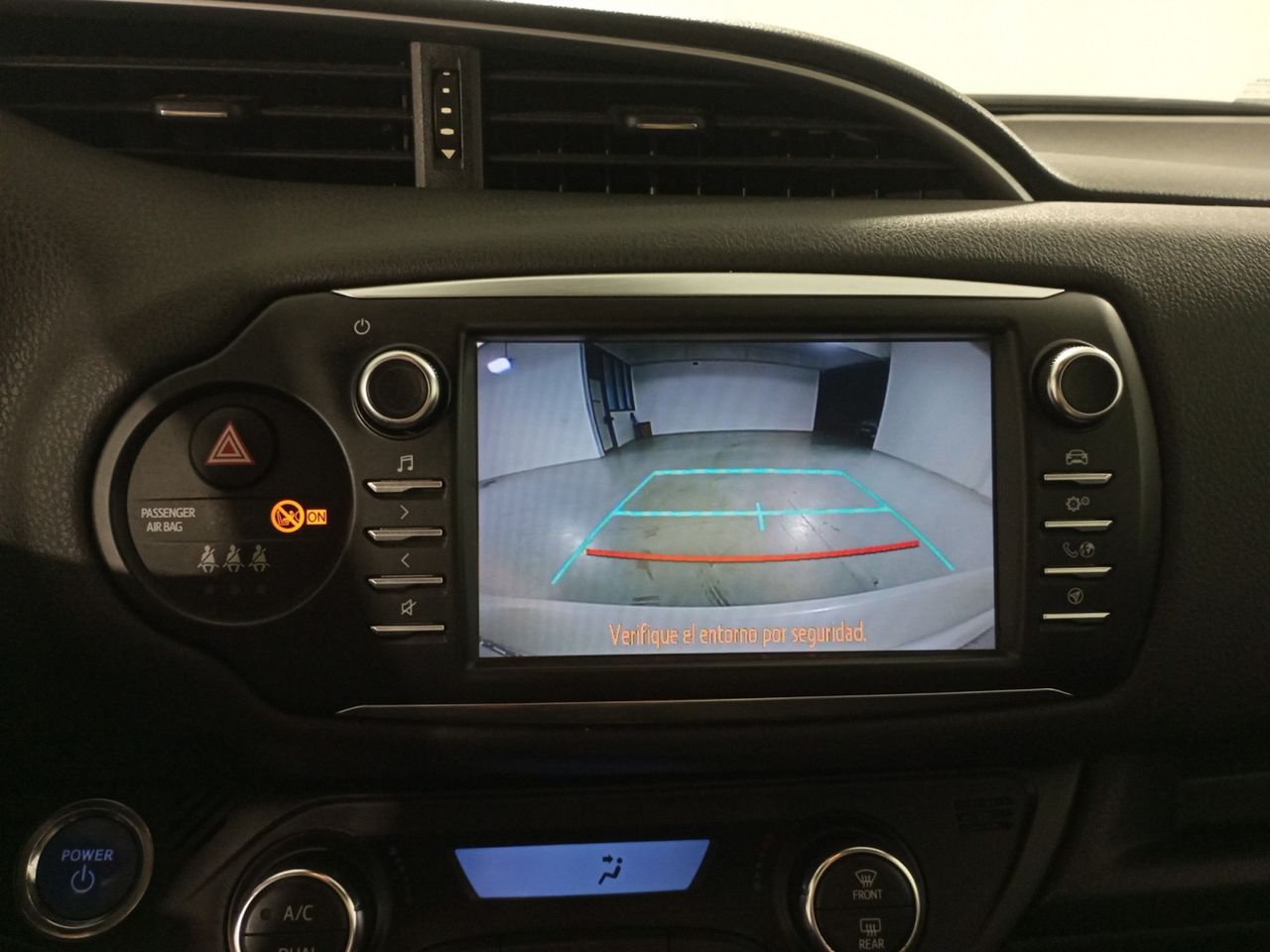Foto Toyota Yaris 17