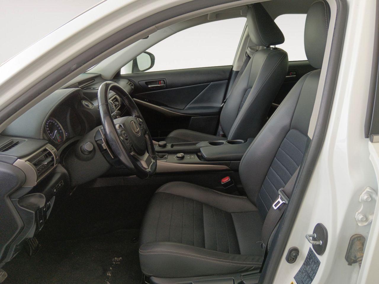 Foto Lexus IS 8
