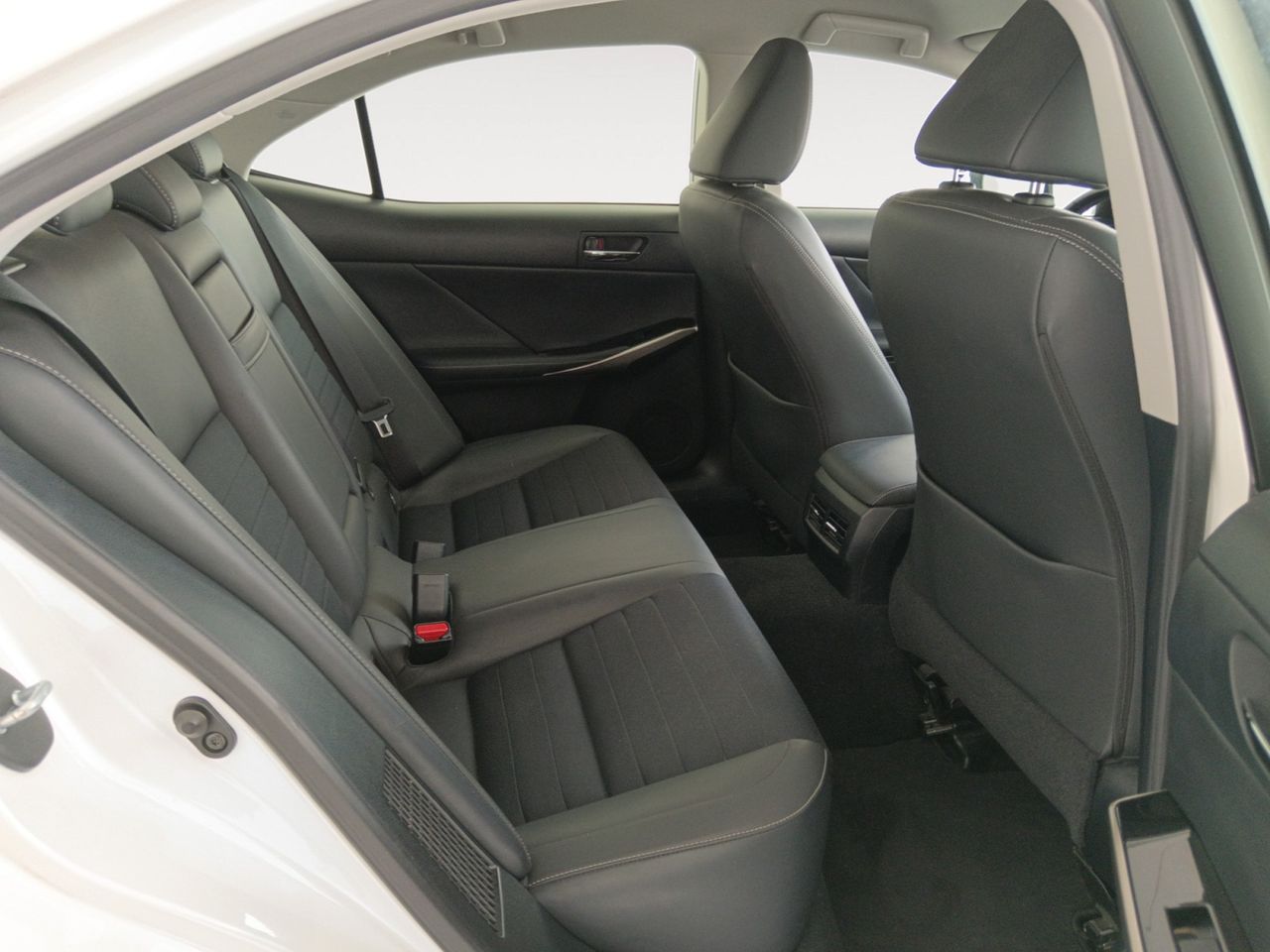 Foto Lexus IS 9