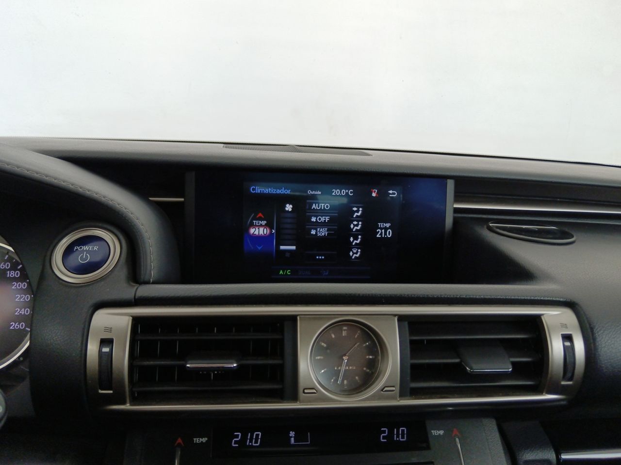 Foto Lexus IS 17