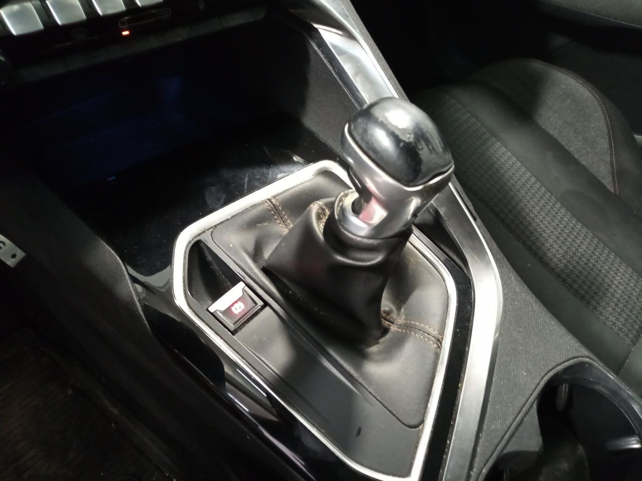 Foto Peugeot 3008 12