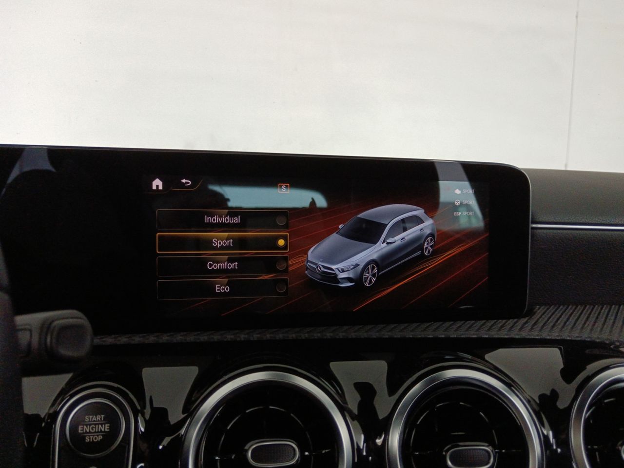 Foto Mercedes-Benz Clase A 18