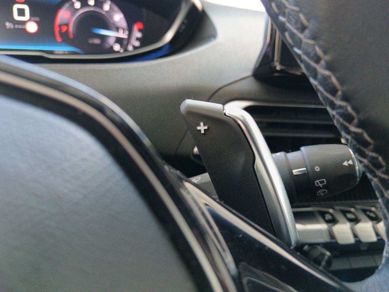 Foto Peugeot 5008 26