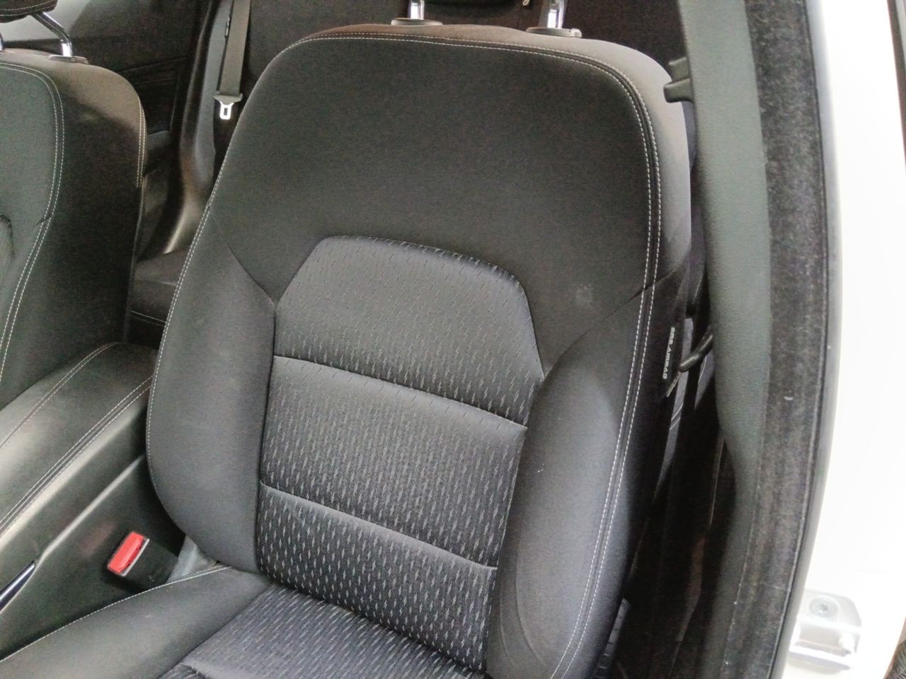 Foto Infiniti Q30 20
