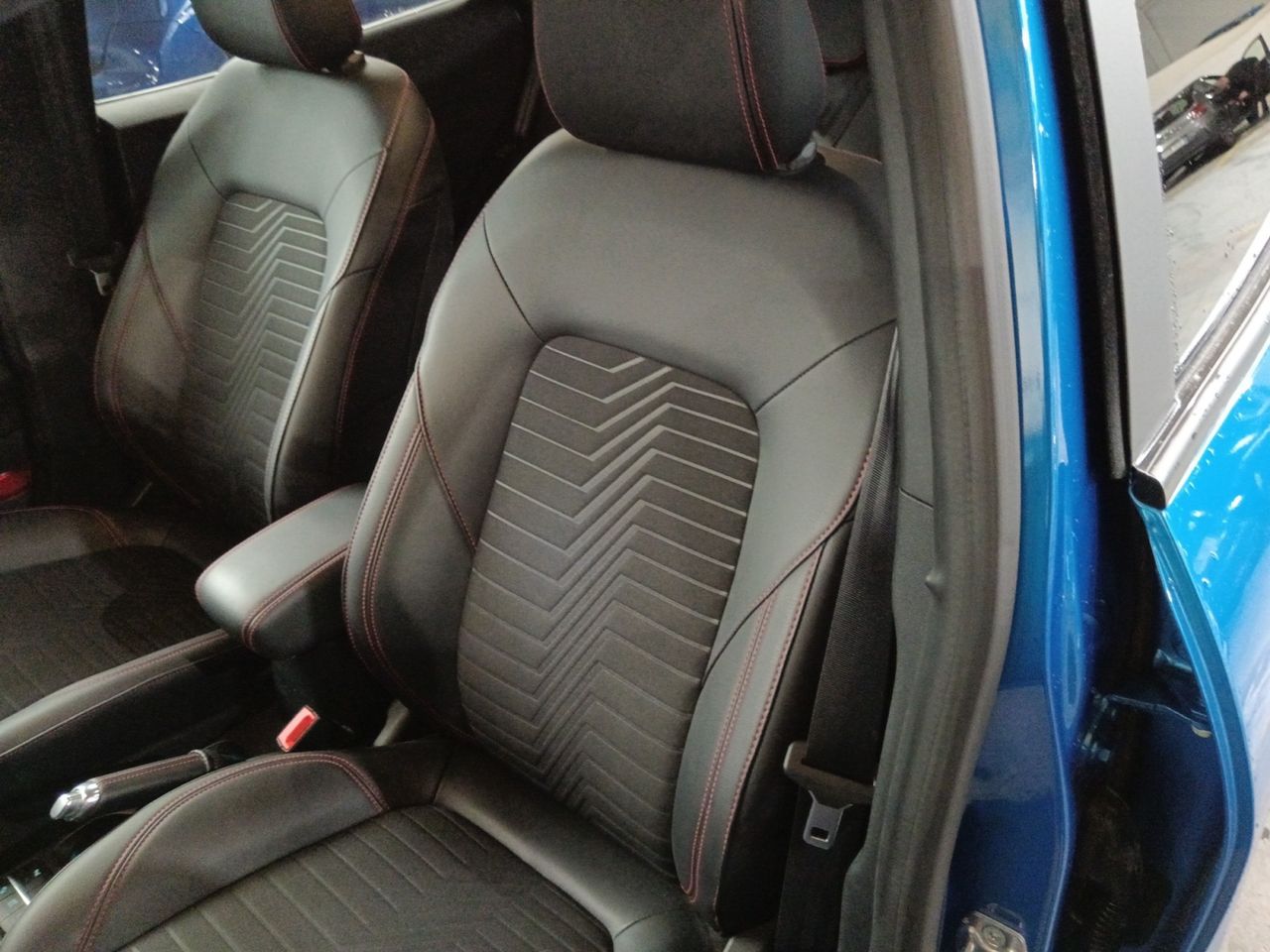 Foto Ford Puma 19