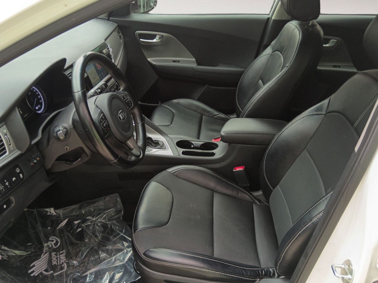Foto Kia Niro 8