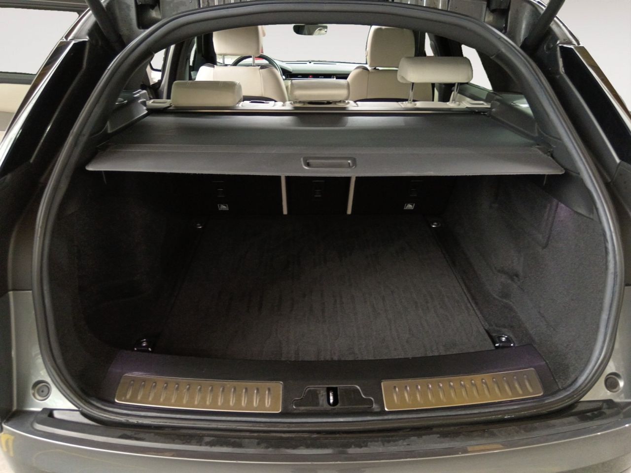 Foto Land-Rover Range Rover Velar 11