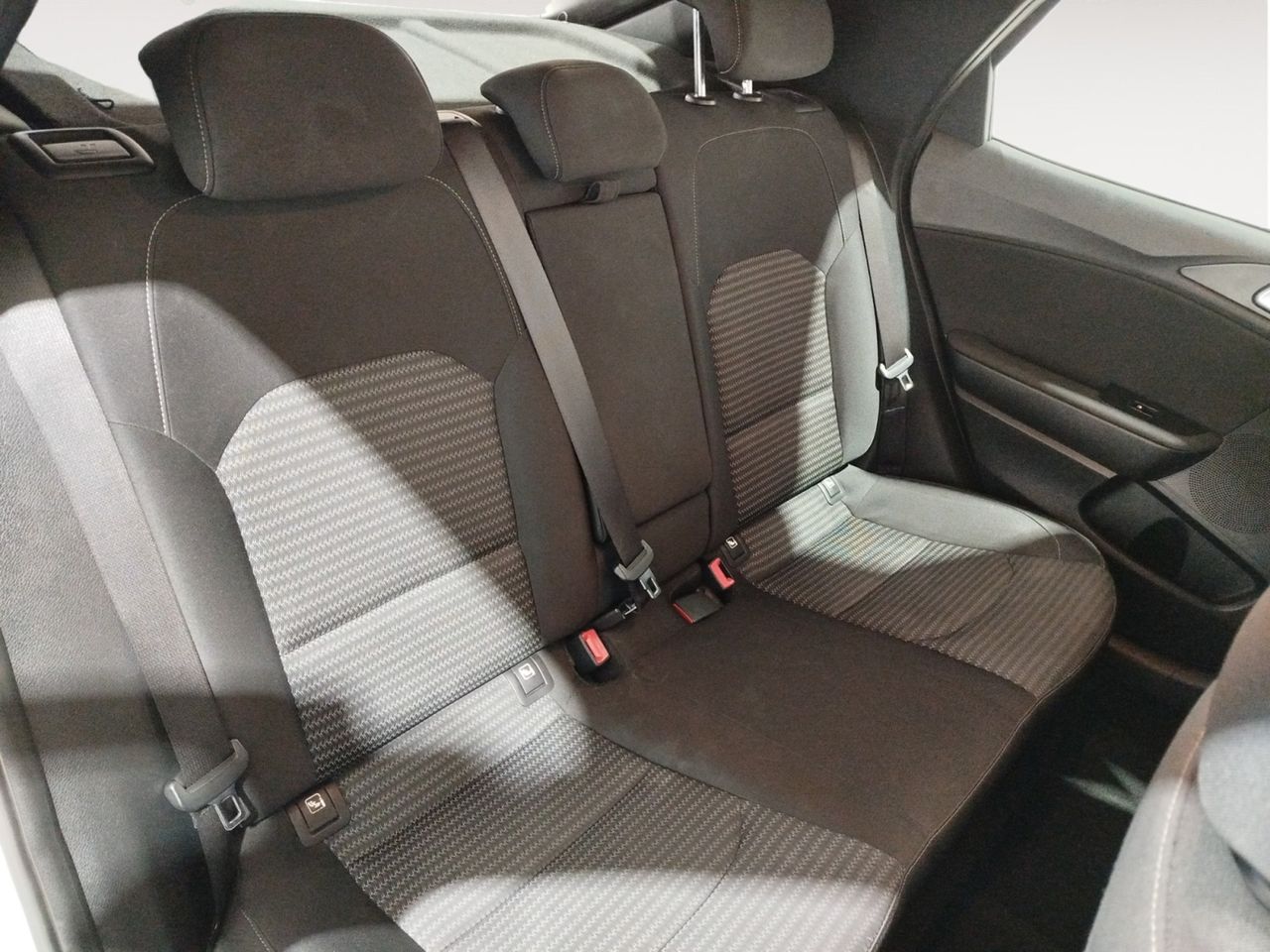 Foto Kia XCeed 9
