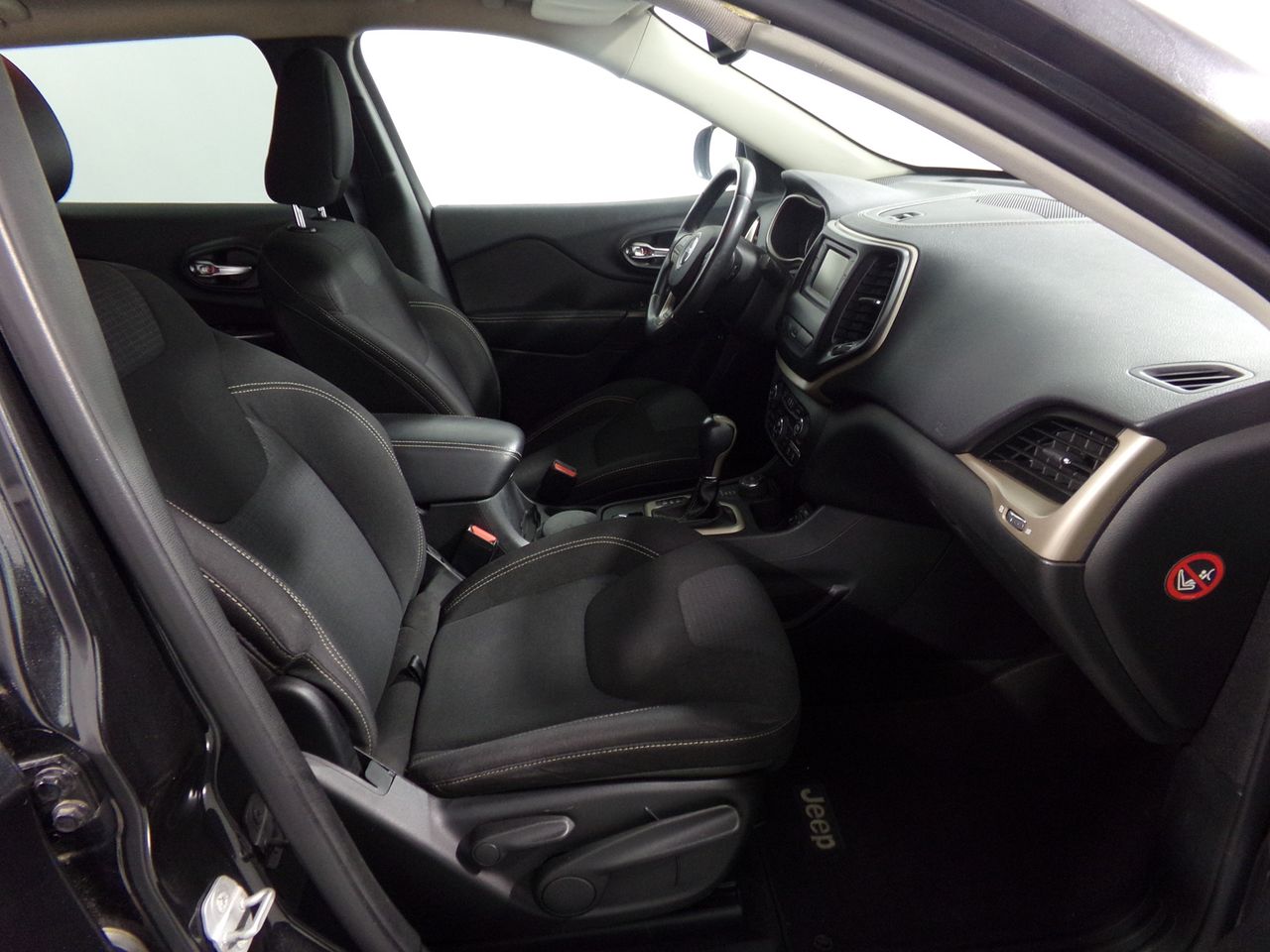Foto Jeep Cherokee 10