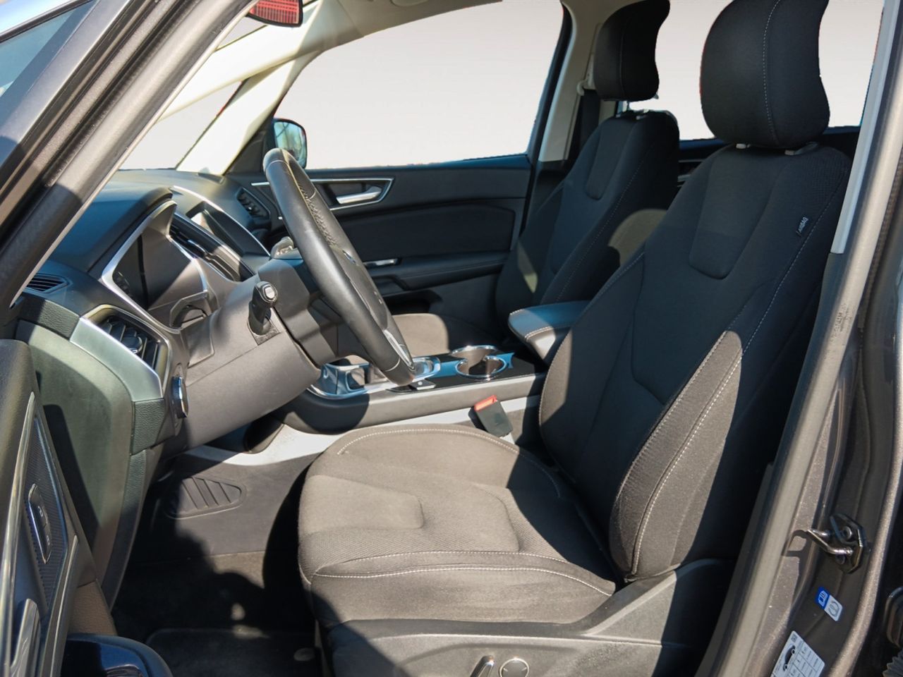 Foto Ford S-Max 8
