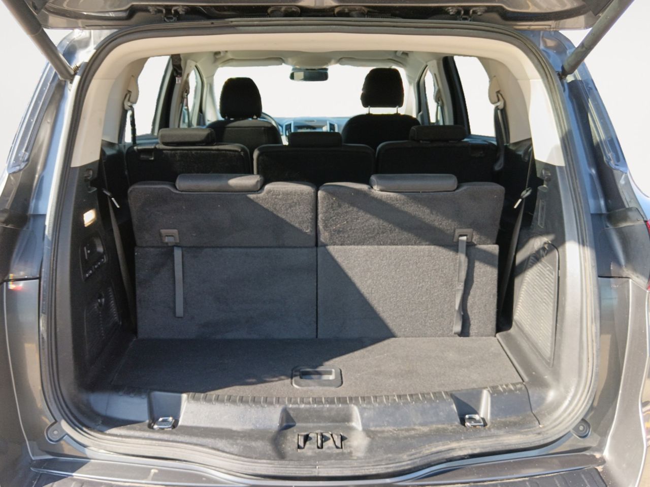 Foto Ford S-Max 12