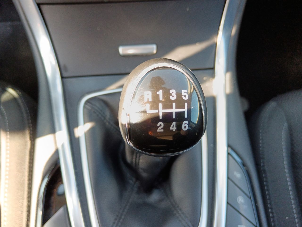 Foto Ford S-Max 13