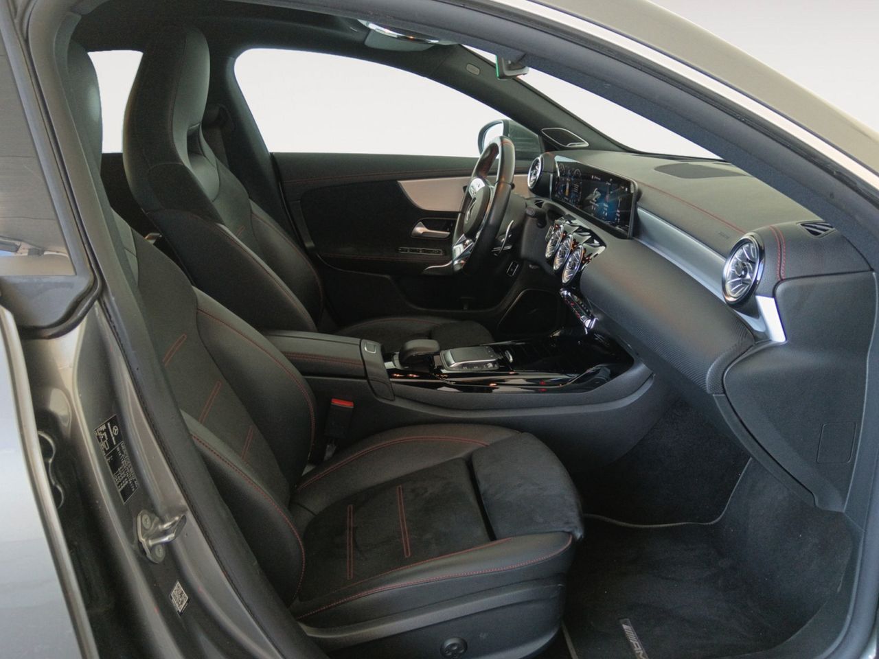 Foto Mercedes-Benz Clase CLA 10
