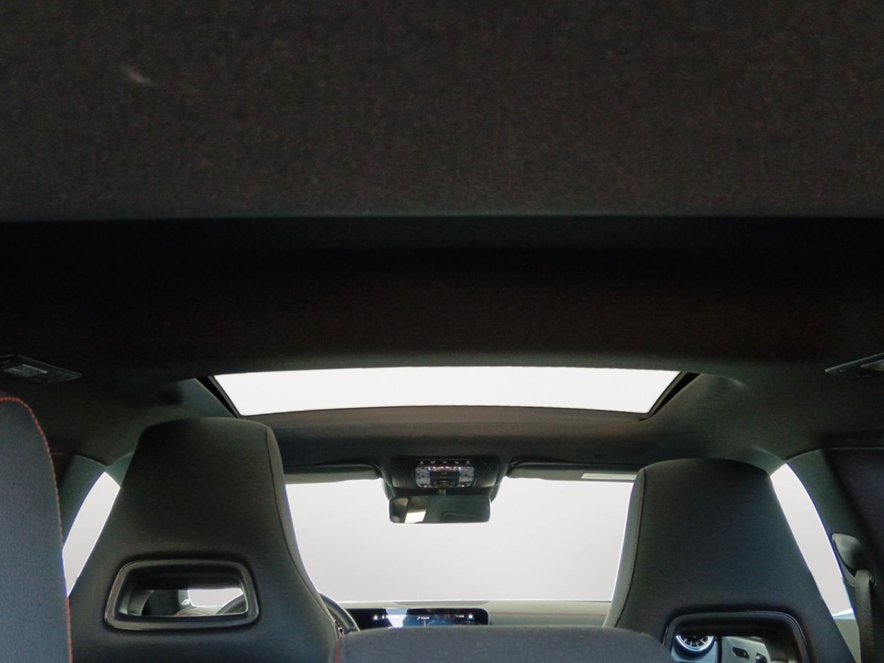 Foto Mercedes-Benz Clase CLA 11