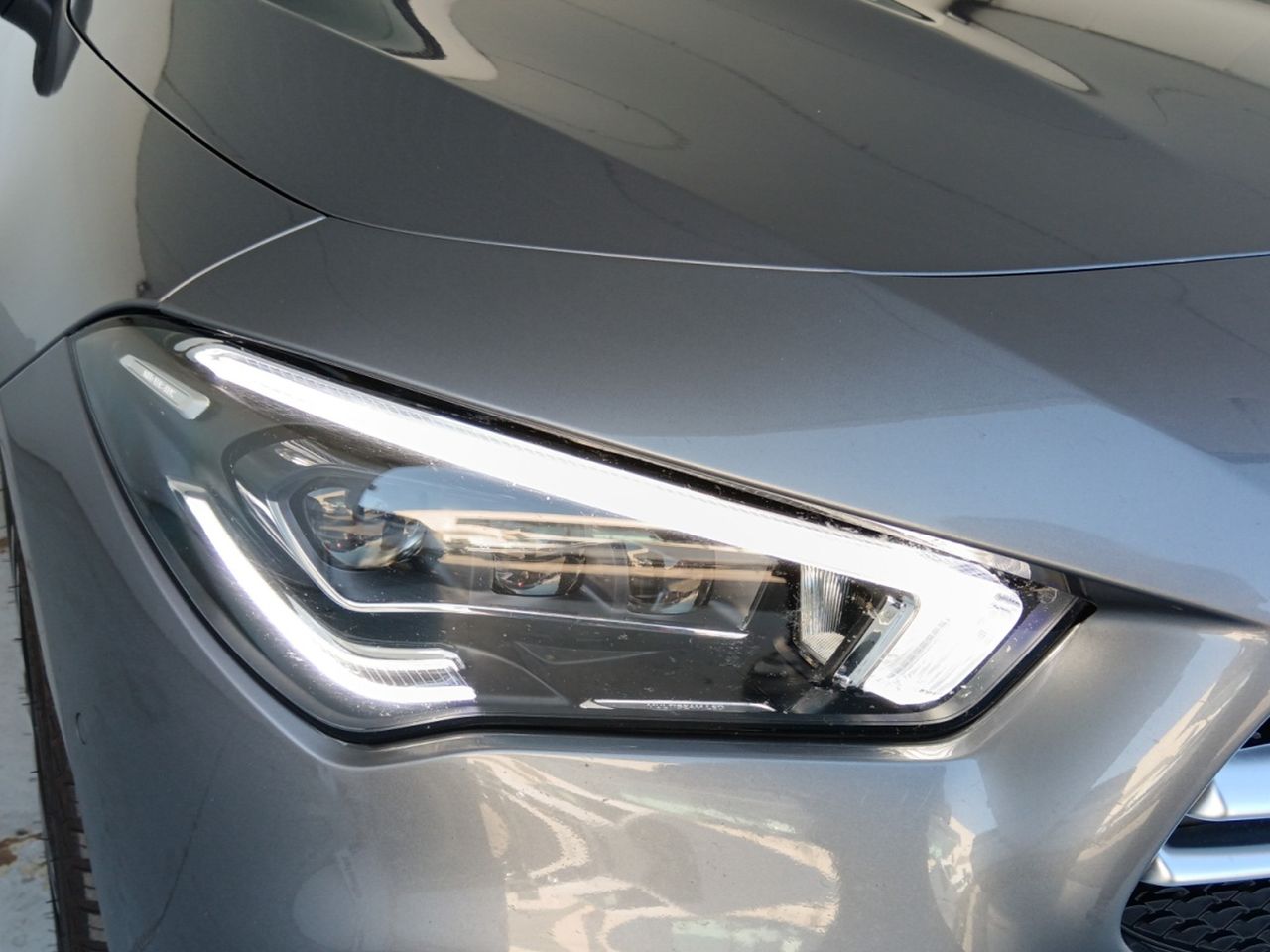 Foto Mercedes-Benz Clase CLA 28