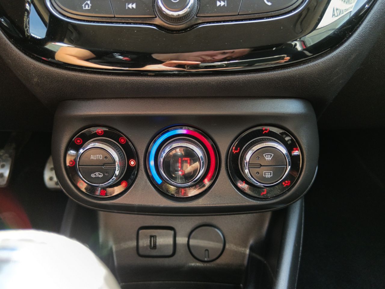 Foto Opel Corsa 17
