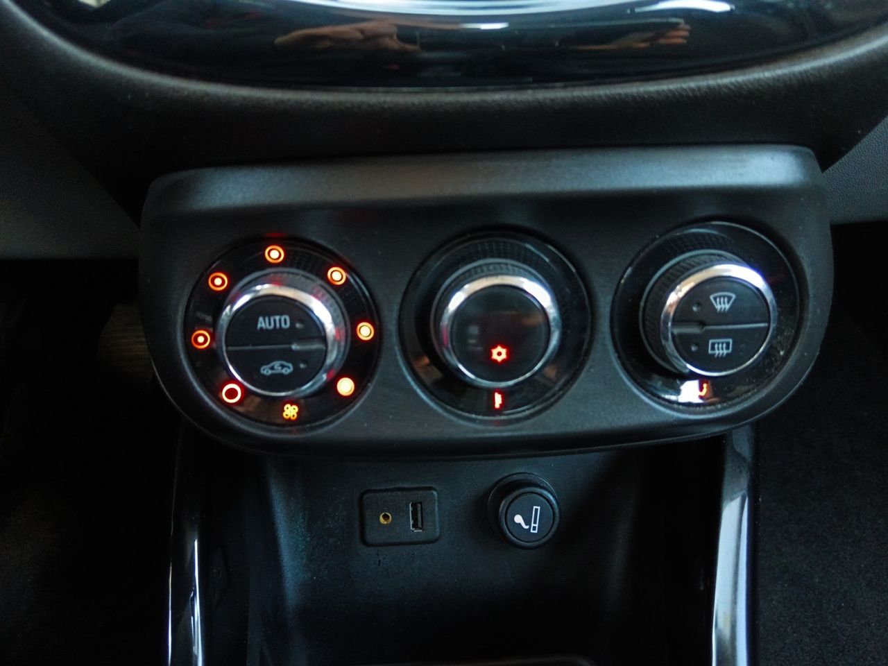 Foto Opel Corsa 16