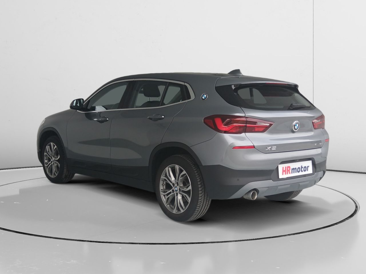 Foto BMW X2 4