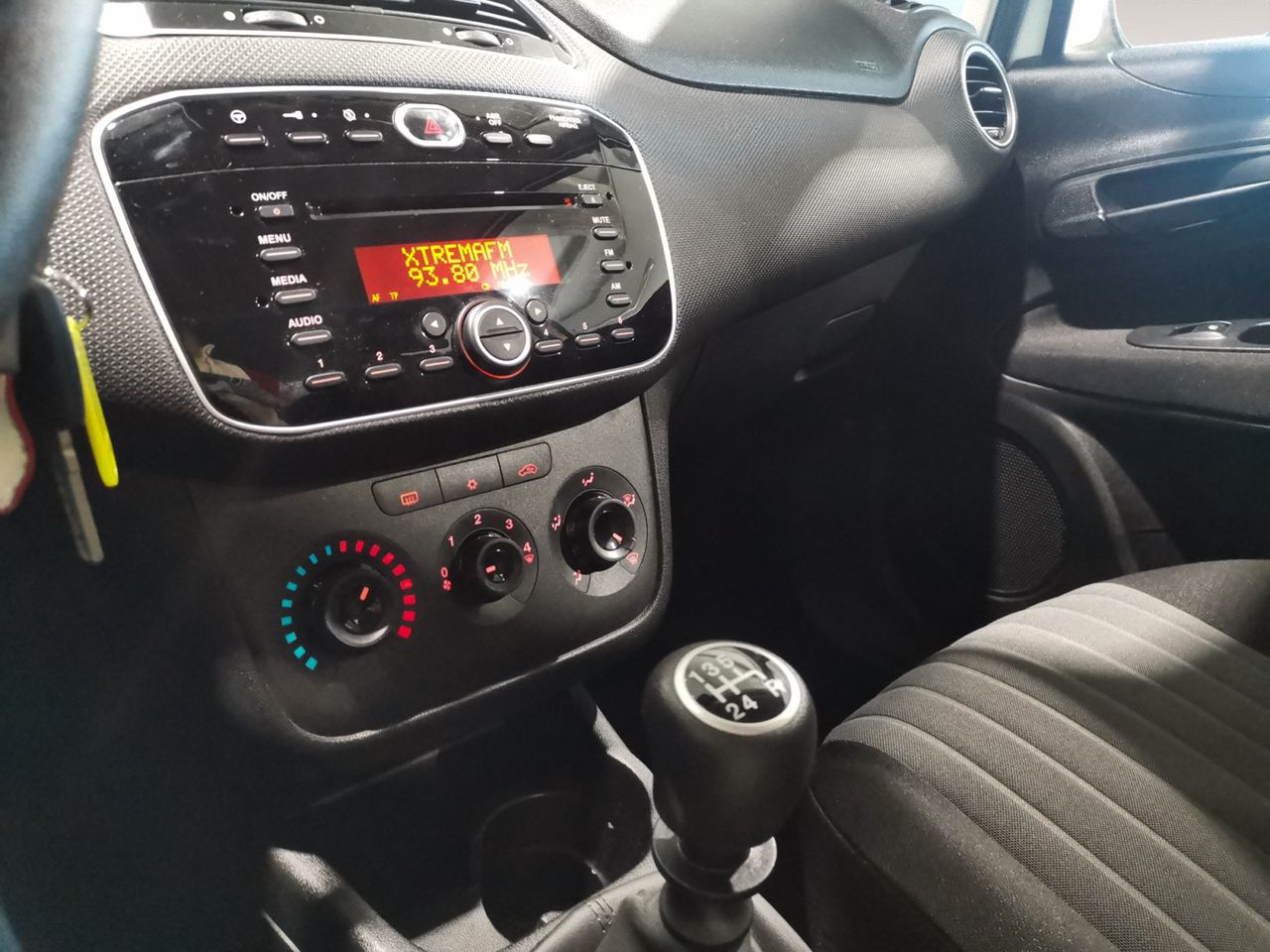 Foto Fiat Punto 14