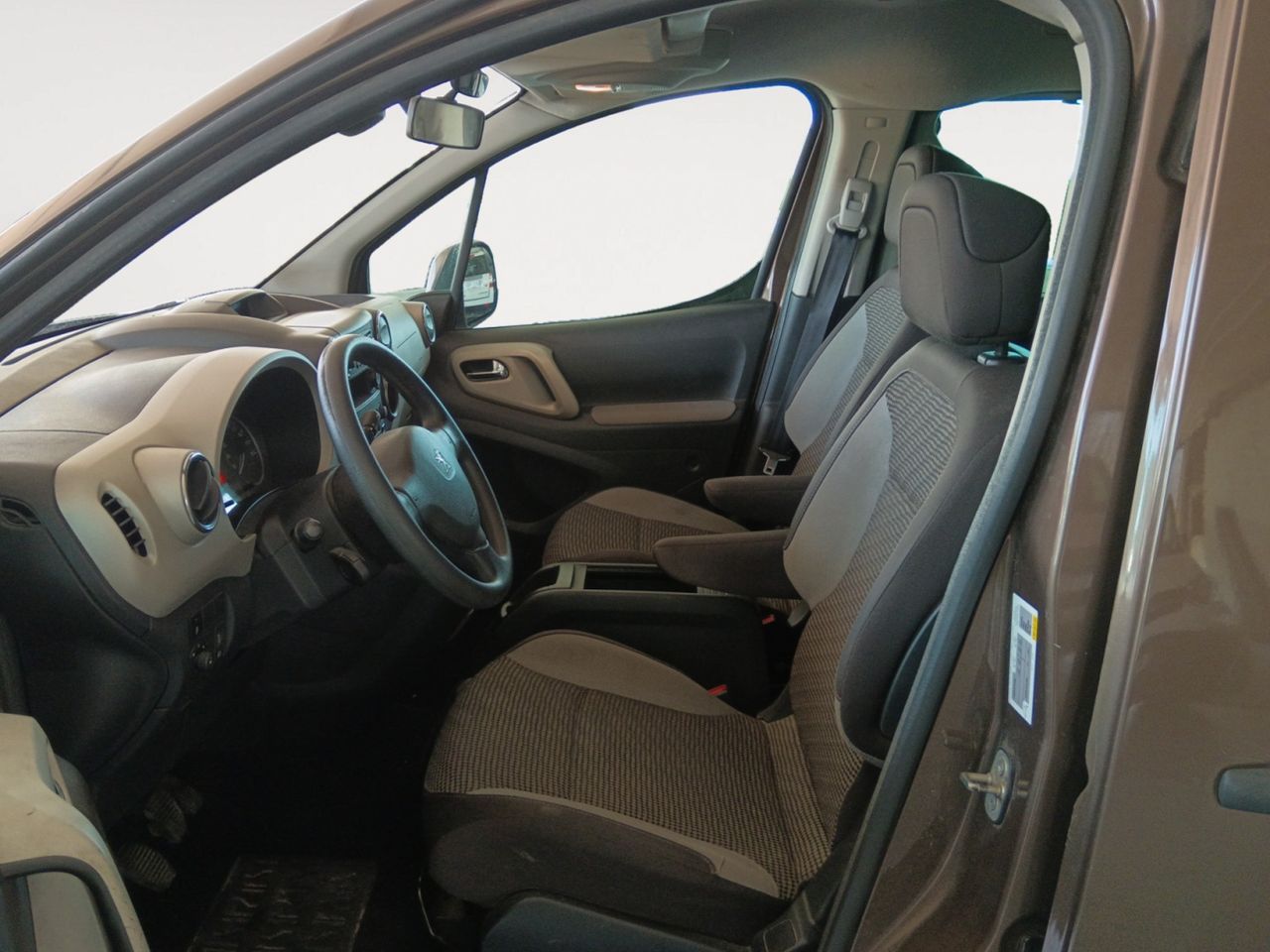 Foto Peugeot Partner 8