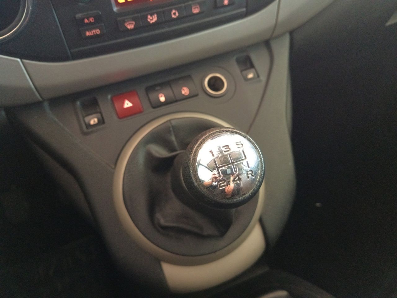 Foto Peugeot Partner 12