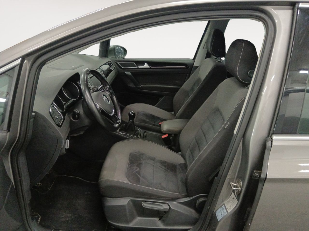 Foto Volkswagen Golf 9