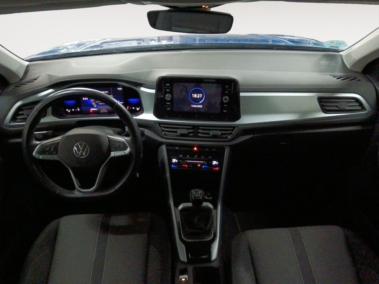 Foto Volkswagen T-Roc 6