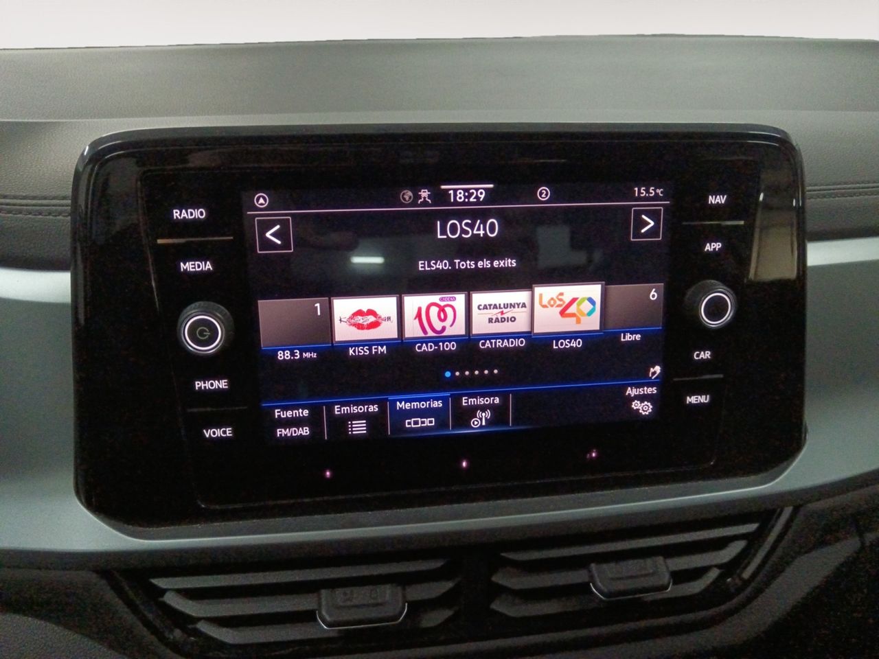 Foto Volkswagen T-Roc 14